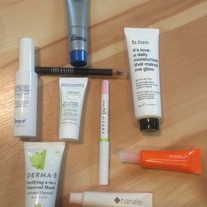 SALE!! BRAND NEW makeup/skin care sample bundle